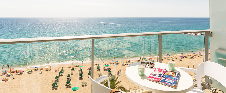 Résidence P&V Blanes Playa - Beautiful landscapes and the sea: the best of both worlds. - Costa Brava, Spain