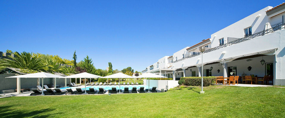 M'AR de AR Muralhas ★★★★ - Modernity’s finest offerings among history's invaluable treasures. - Evora, Portugal