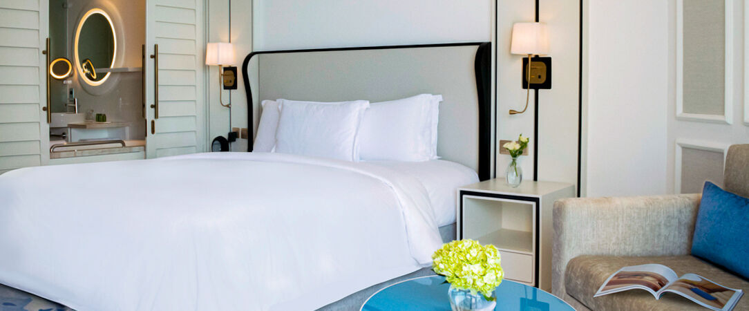 Sofitel Dubai Jumeirah Beach ★★★★★ - Live the royal life at the dazzling Dubai Marina. - Dubai, United Arab Emirates