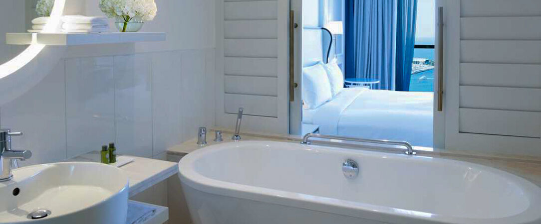Sofitel Dubai Jumeirah Beach ★★★★★ - Live the royal life at the dazzling Dubai Marina. - Dubai, United Arab Emirates