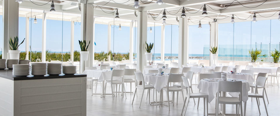 Nautilus Family Hotel ★★★★ - Séjour découverte entre plage & nature, détente & divertissement. - Région des Marches, Italie