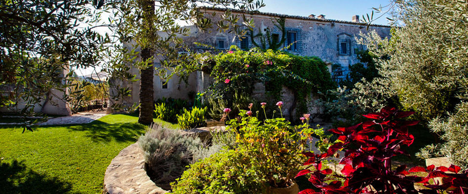 Tenuta Cammarana - Travel back in time to enchanting rural Sicily - Sicily, Italy