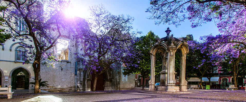 Lisboa Carmo Hotel ★★★★ - Historic architecture meets contemporary chic in Lisbon centre. - Lisbon, Portugal