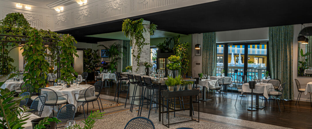 Molitor Paris ★★★★★ - MGallery - Une adresse de légende dans le 16ème arrondissement. - Paris, France