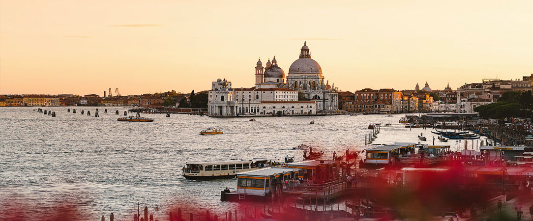 Locanda Vivaldi ★★★★ - Find enchantment & elegant Venetian living throughout all The Four Seasons. - Venice, Italy