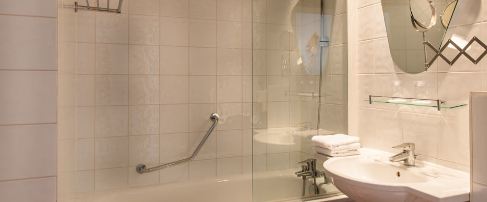 Hôtel Magenta 38 by HappyCulture - A stylish boutique hotel in Paris’s trendiest district - Paris, France