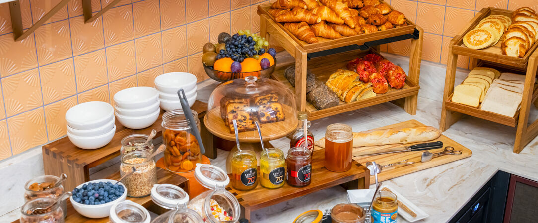 Grand Hôtel des Brotteaux Lyon Centre – Handwritten Collection ★★★★ - Un hôtel accueillant et chaleureux dans le centre d’une des plus belles villes de France, Lyon. - Lyon, France