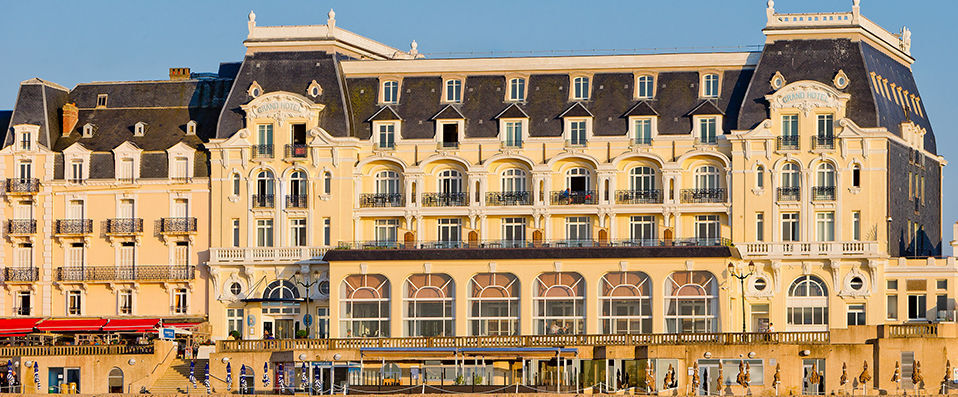 Le Grand Hôtel Cabourg - MGallery ★★★★★ - ‘Belle Époque’ beauty in Proust’s personal seaside retreat. - Cabourg, France