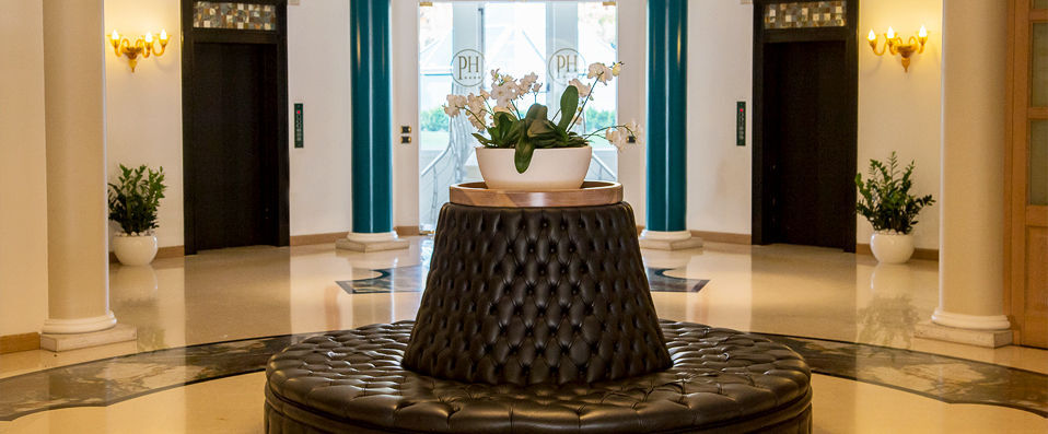 Palace Hotel Desenzano ★★★★ - A slice of paradise on the shores of lucid Lake Garda. - Desenzano de Garda, Italy