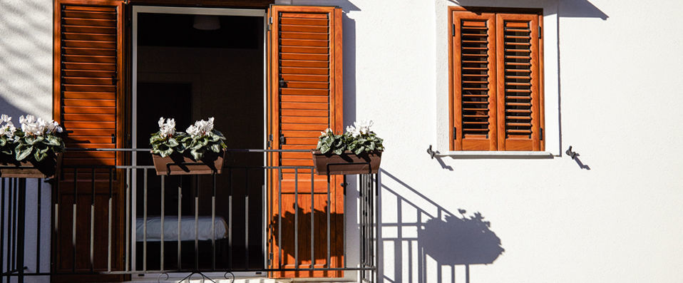 Baglio San Giovanni - Culture and comfort go hand in hand at the Baglio San Giovanni - Sicily, Italy