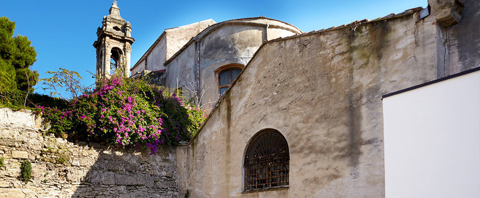Baglio San Giovanni - Culture and comfort go hand in hand at the Baglio San Giovanni - Sicily, Italy