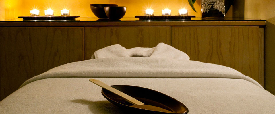 Londa Hotel ★★★★★ - 5-star beachfront boutique hotel oozing with luxurious romance. - Limassol, Cyprus