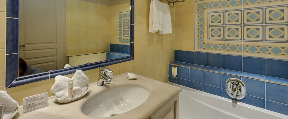 L'Estelle en Camargue ★★★★★ - Scenic retreat where Provencal tradition discovers 5* luxury. - Camargue, France