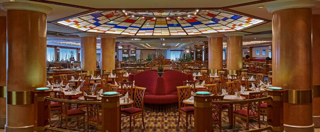 Park Inn by Radisson Berlin Alexanderplatz ★★★★ - Un séjour féerique au cœur de Berlin, entre magie de Noël et vues panoramiques. - Berlin, Allemagne