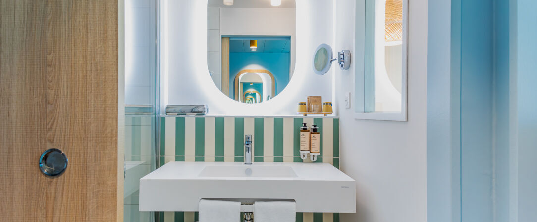 Le Mercure Président Biarritz Centre ★★★★ - Elegant haven facing Biarritz’s scenic Grande Plage beach. - Biarritz, France