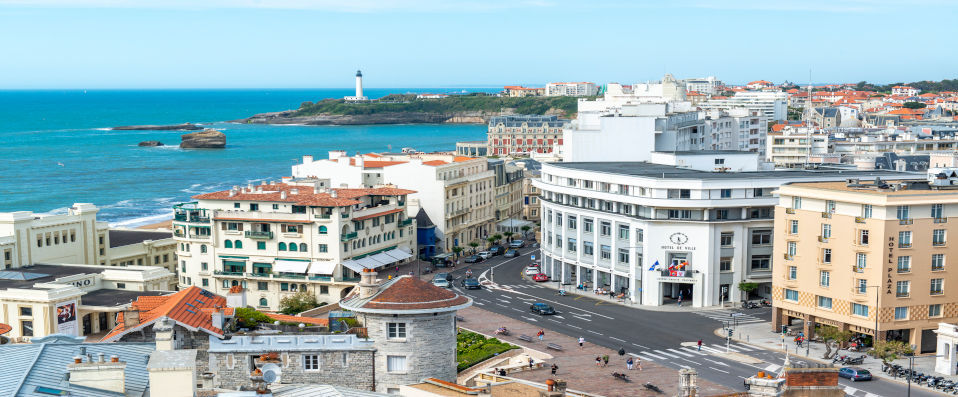 Le Mercure Président Biarritz Centre ★★★★ - Elegant haven facing Biarritz’s scenic Grande Plage beach. - Biarritz, France