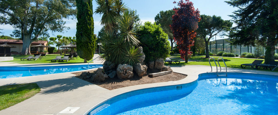 Hotel Mas Solà ★★★★ - Idyllic Spanish retreat ensconced between sea and mountains. - Costa Brava, Spain