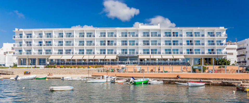 Hotel Simbad Ibiza & Spa ★★★★ - Une adresse pour découvrir Ibiza depuis sa plus belle plage. - Ibiza, Espagne