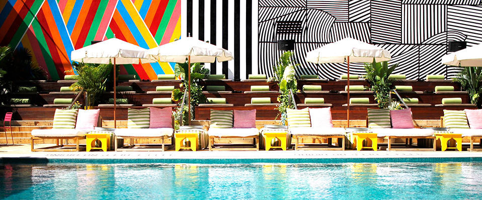 McCarren Hotel & Pool ★★★★ - Urban oasis in Brooklyn’s most dynamic neighbourhood - New York, United States