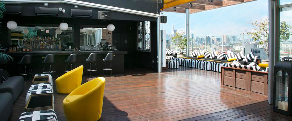 McCarren Hotel & Pool ★★★★ - Urban oasis in Brooklyn’s most dynamic neighbourhood - New York, United States