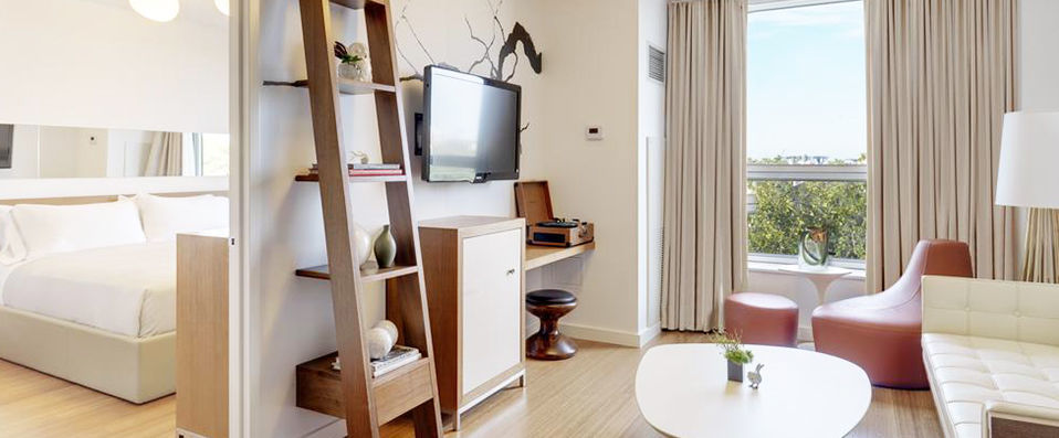 McCarren Hotel & Pool ★★★★ - Urban oasis in Brooklyn’s most dynamic neighbourhood - New York, United States