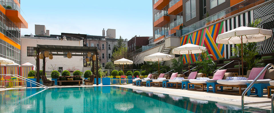 McCarren Hotel & Pool ★★★★ - Adresse hype au cœur de Williamsburg à New York. - New York, États-Unis