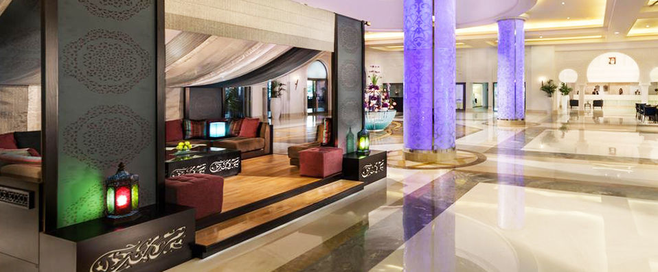Bahi Ajman Palace Hotel ★★★★★ - Glittering five-star Arab opulence in the up-and-coming Emirate, Ajman. - Ajman, United Arab Emirates