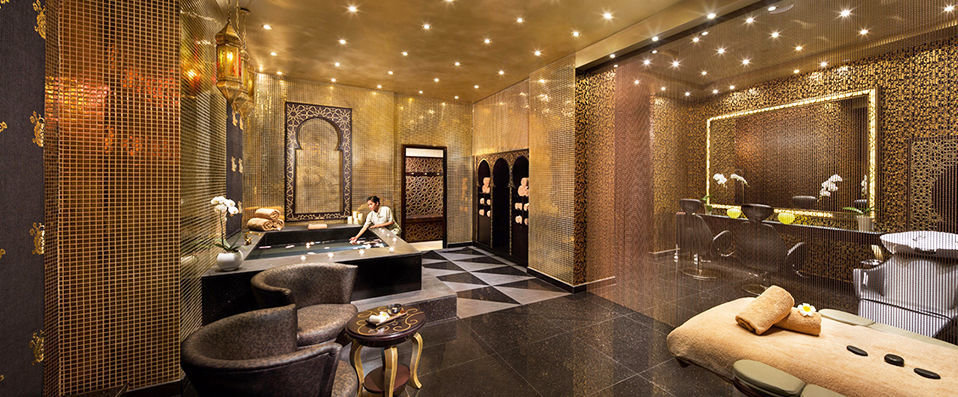 Bahi Ajman Palace Hotel ★★★★★ - Glittering five-star Arab opulence in the up-and-coming Emirate, Ajman. - Ajman, United Arab Emirates