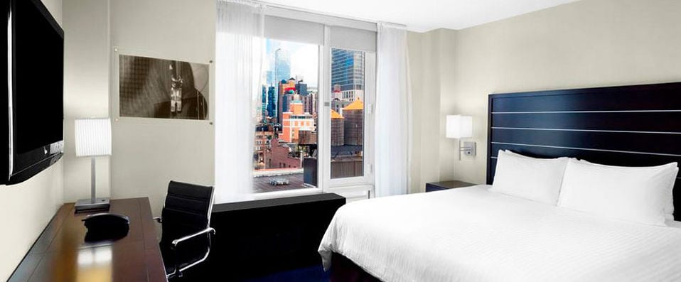 Hilton New York Fashion District ★★★★ - Refined boutique style in the heart of majestic Manhattan. - New York, United states