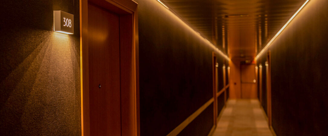Aparthotel Atenea Barcelona ★★★★ - Apparthotel élégant à Barcelone, immersion citadine avec confort et liberté. - Barcelona, Spain