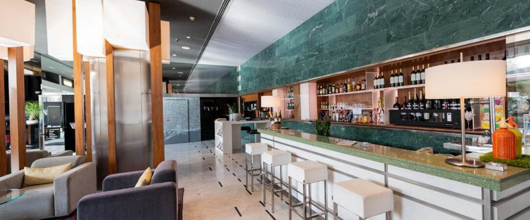 Aparthotel Atenea Barcelona ★★★★ - Apparthotel élégant à Barcelone, immersion citadine avec confort et liberté. - Barcelone, Espagne