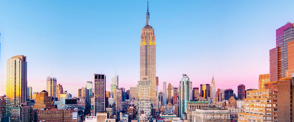Crowne Plaza Times Square ★★★★ - Luxurious abode in the middle of NYC’s action - New York, United states