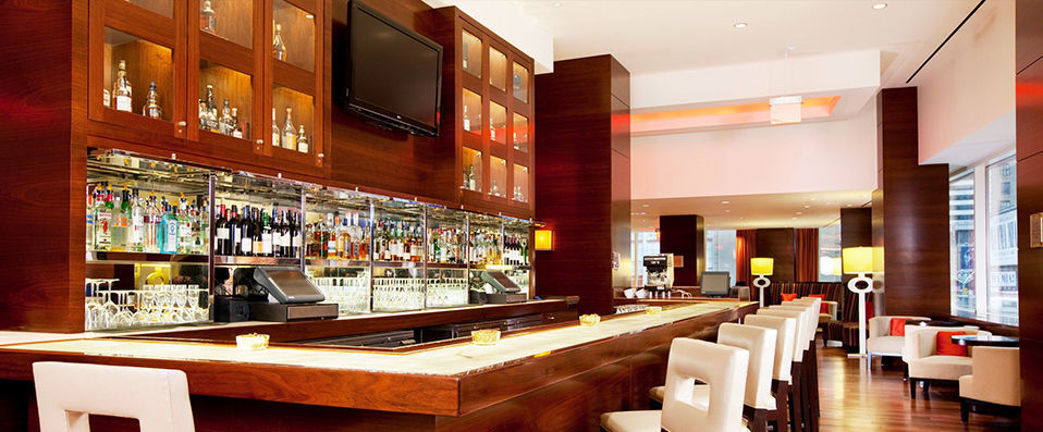 Crowne Plaza Times Square ★★★★ - Luxurious abode in the middle of NYC’s action - New York, United states