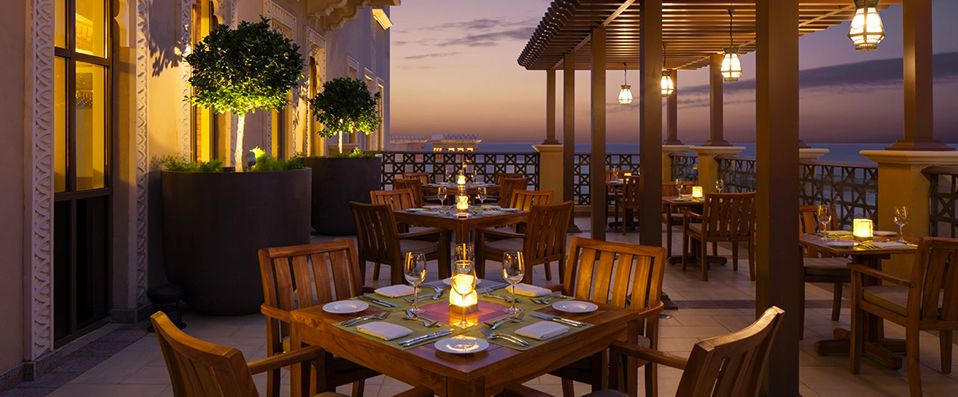 Sheraton Sharjah Beach Resort & Spa ★★★★★ - Grandeur & prestige sur la plage de Sharjah. - Sharjah, Émirats arabes unis