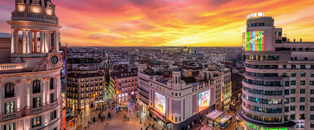 Puerta America Madrid ★★★★★ - Une adresse 5 étoiles au design visionnaire, entre architecture audacieuse et confort absolu. - Madrid, Spain