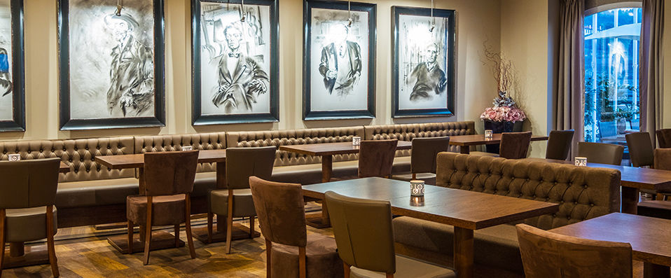 Vila Galé Porto Ribeira ★★★★ - Art-themed luxury overlooking the River Douro in picturesque Porto. - Porto, Portugal