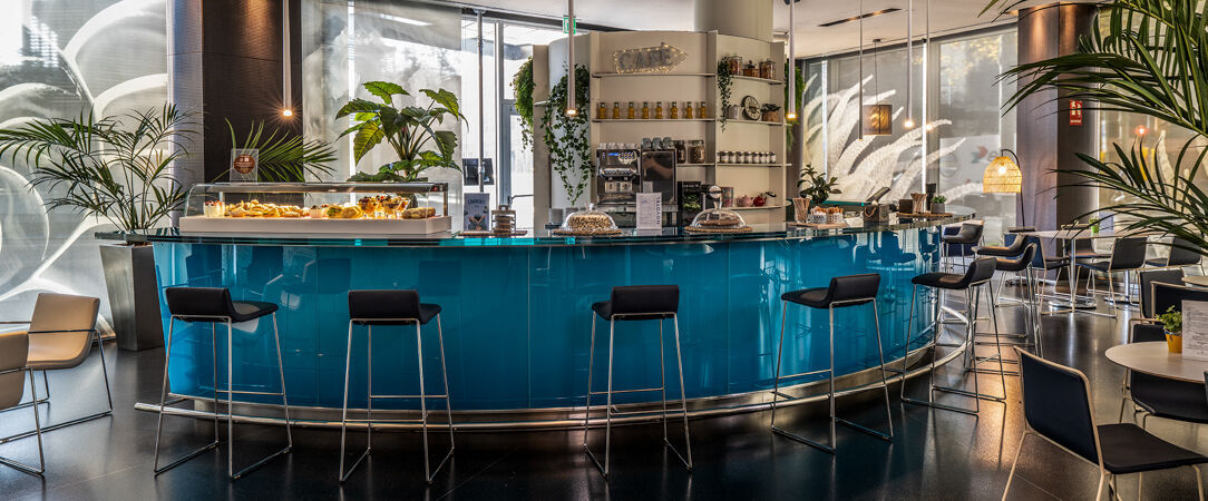 Novotel Barcelona City ★★★★ - Shimmering elegance in the Spanish metropolis of Barcelona. - Barcelona, Spain