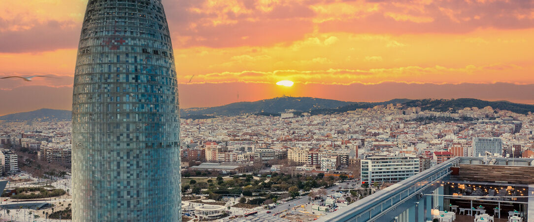 Novotel Barcelona City ★★★★ - Shimmering elegance in the Spanish metropolis of Barcelona. - Barcelona, Spain