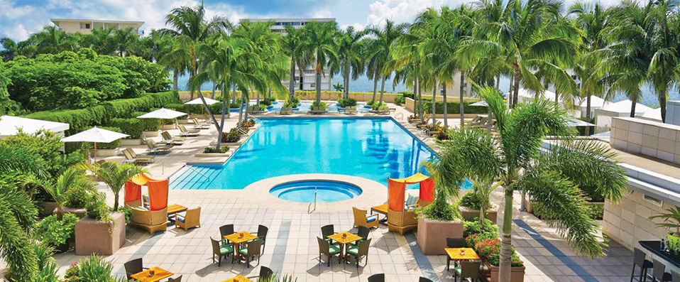 Four Seasons Hotel Miami ★★★★★ - Art Deco chic just minutes from Miami’s Biscayne Bay. - Miami, United States