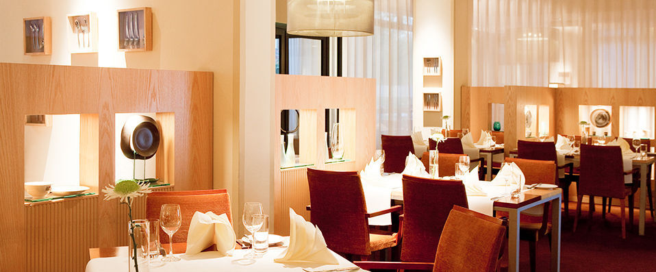 Hotel Mondial am Dom Cologne - MGallery by Sofitel ★★★★ - Intimate, luxurious setting opposite the Cathedral in Cologne’s old town.  - Cologne, Germany