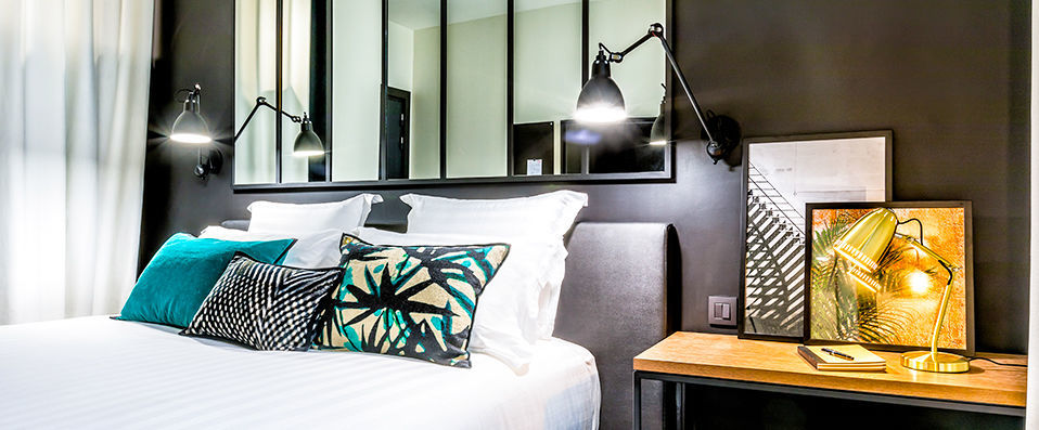 LAZ' Hôtel Spa Urbain ★★★★ - Last Minute - Last-minute rooms at an exceptional price, in the heart of Paris' 9th arrondissement! - Paris, France