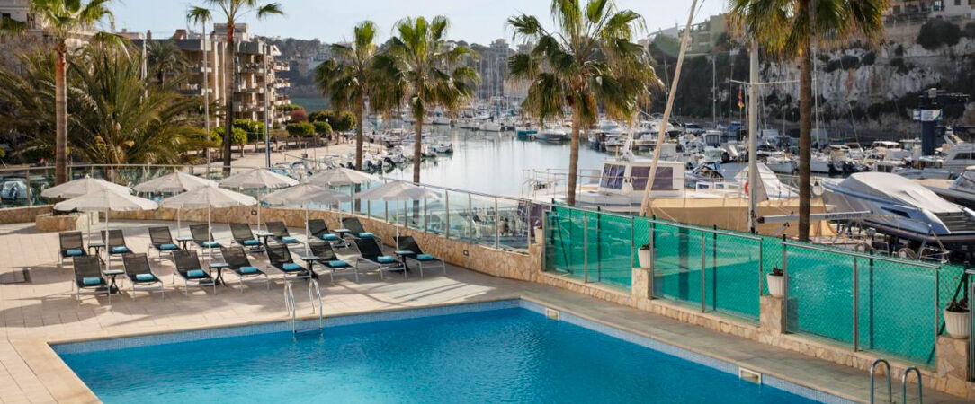 Porto Drach Aparthotel ★★★★ - Majorque : échappée méditerranéenne entre crique turquoise et charmes balnéaires. - Majorque, Espagne
