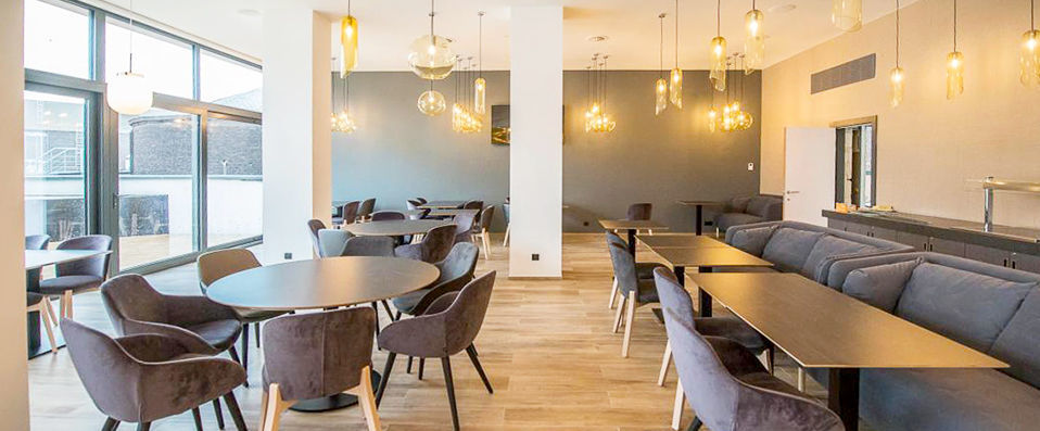 Novotel Charleroi Centre ★★★★ - L’excellence du service Novotel dans un établissement familial. - Charleroi, Belgique