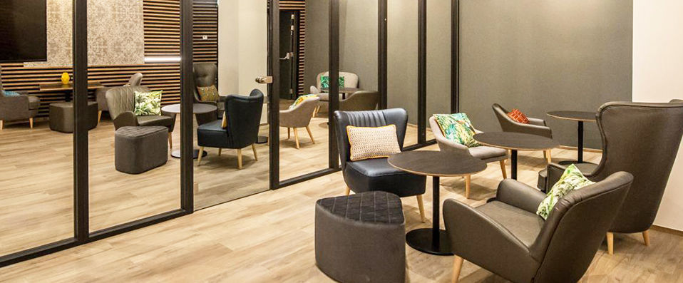 Novotel Charleroi Centre ★★★★ - L’excellence du service Novotel dans un établissement familial. - Charleroi, Belgique