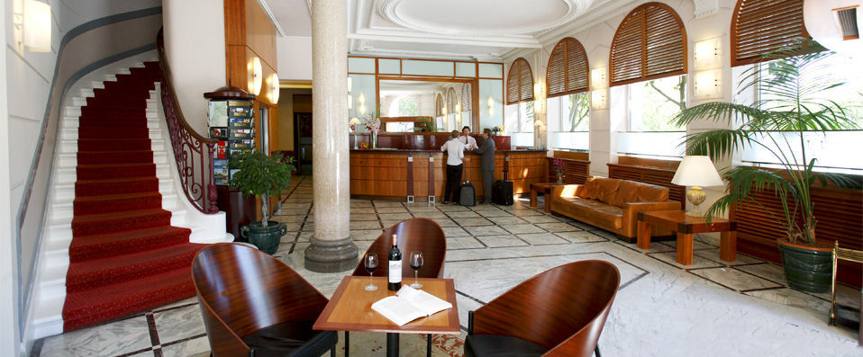 Hôtel de Normandie ★★★★ - Dernière minute - Escapade inoubliable dans le cœur historique de Bordeaux. - Bordeaux, France