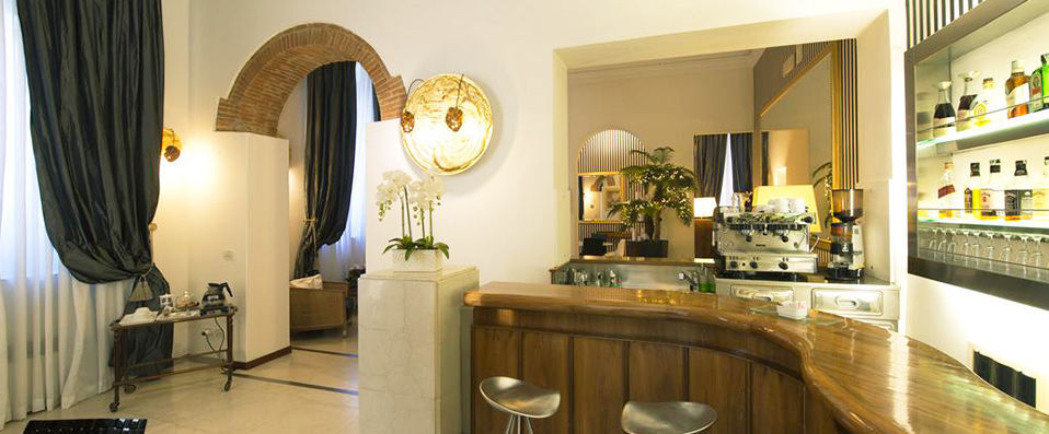 Hotel de la Pace - Cosy and characterful hotel with a central location. - Florence, Italy