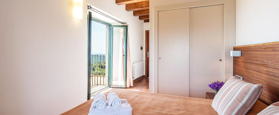Hotel Hostatgeria Els Àngels - Heavenly Spanish retreat high above beautiful Girona. - Province of Girona, Spain
