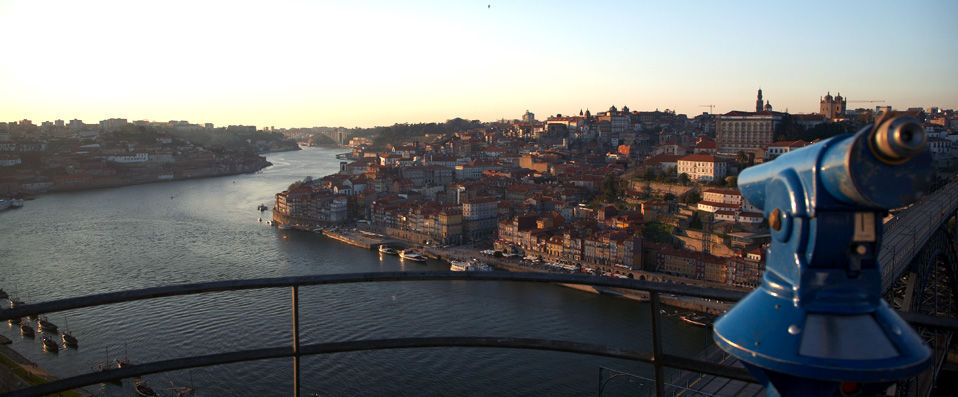 Crowne Plaza Porto ★★★★★ - Classic five-star quality and comfort in Porto. - Porto, Portugal