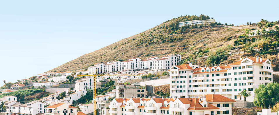Muthu Raga Madeira Hotel ★★★★ - Heavenly hilltop hotel on Portugal’s idyllic Madeira archipelago. - Madeira, Portugal
