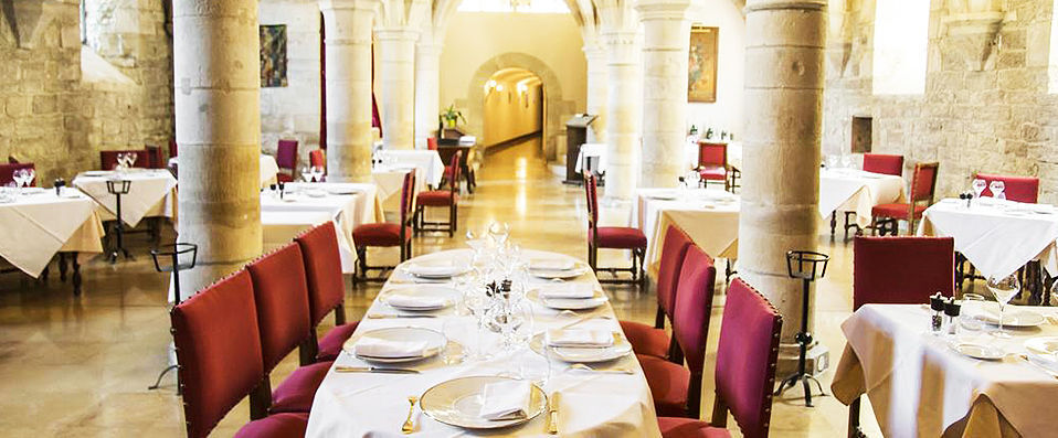 Chateau de Gilly ★★★★★ - A Château surrounded by Burgundy’s most prestigious vineyards. - Burgundy, France